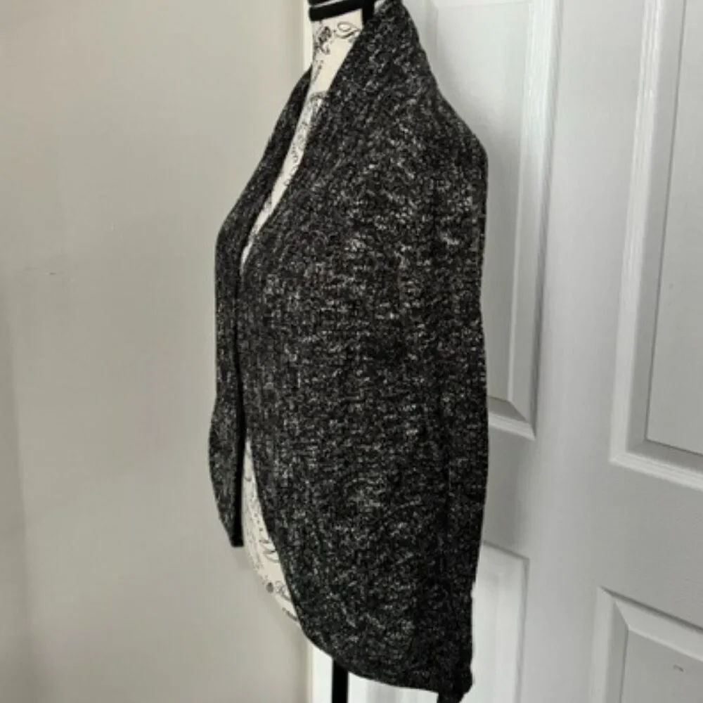 USED Woman's Aeropostale Long Sleeve Cardigan Color Charcoal Size S/P